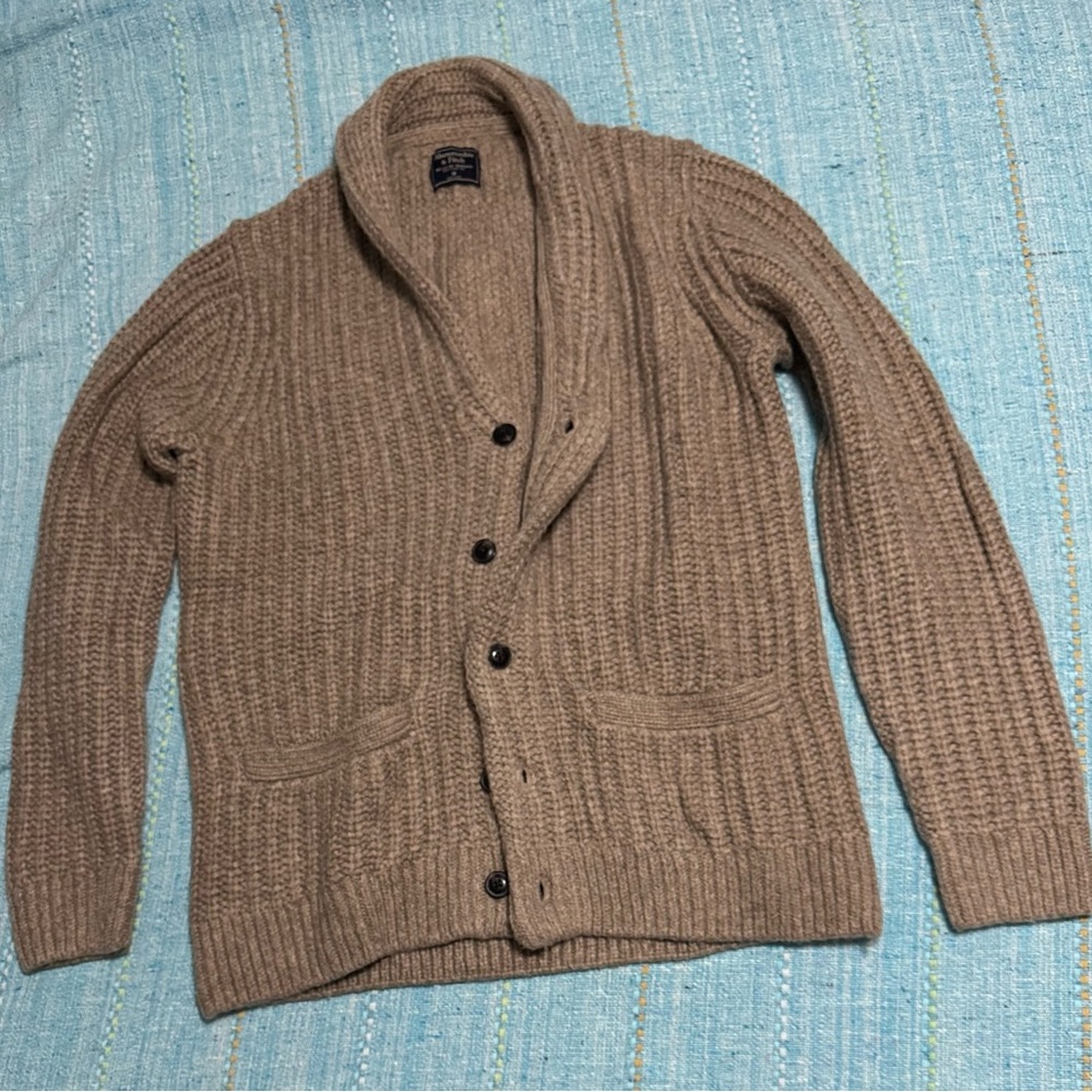 Classic Abercrombie & Fitch Men's Cardigan Sweater